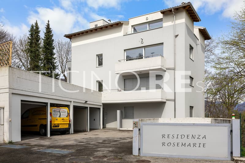 Exklusive Zuflucht in Breganzona: Helligkeit und Privatsphäre in diesem Duplex-Penthouse (17)