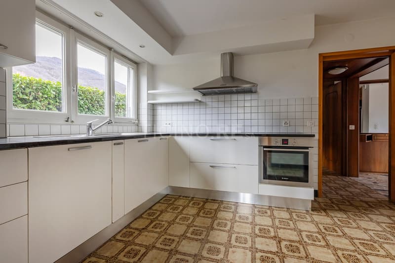 Großzügiges Einfamilienhaus in ruhiger Wohnlage von Manno (10)
