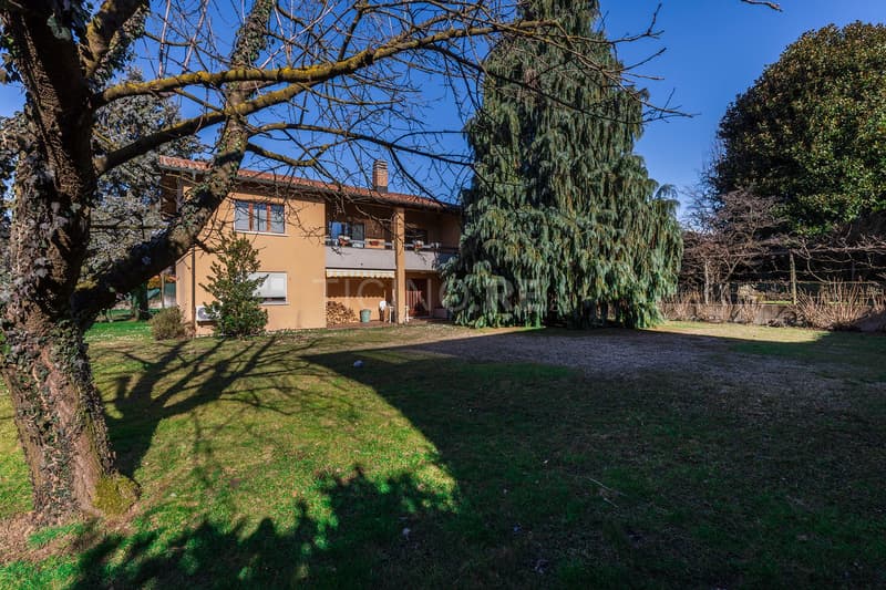Casa unifamiliare di 5,5 locali con ampio giardino – Genestrerio (Mendrisiotto) (14)