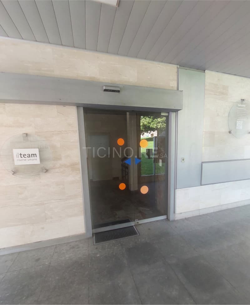 Edificio Commerciale in vendita a Mendrisio (12)