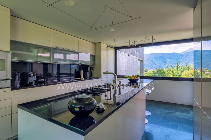 LUGANO-CUREGLIA : VILLA DE PRESTIGE DE L'ARCHITECTE (4)