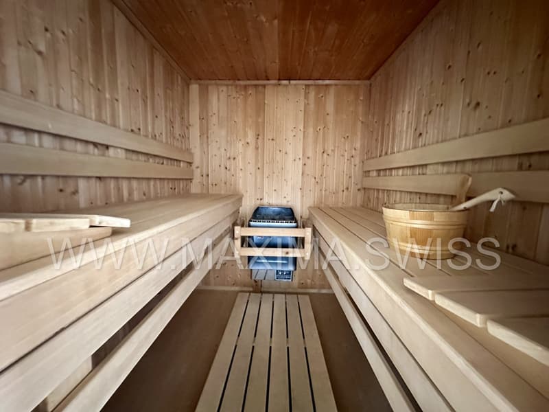 wooden interior, benches, heating element, wooden bucket, wooden door