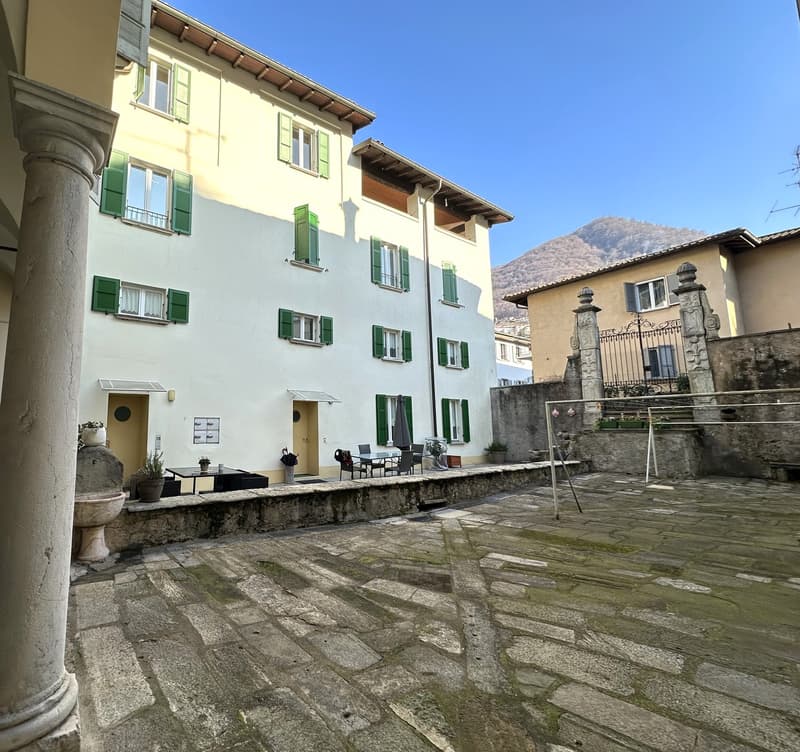 Mendrisio historic center: spacious and well-divided (1)