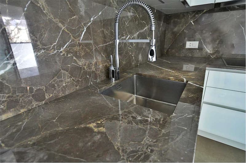 Appartamento elegante con giardino privato a Lugano Pregassona (7)