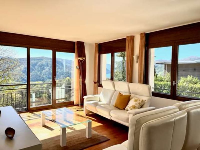 Elegante appartamento vista lago (2)