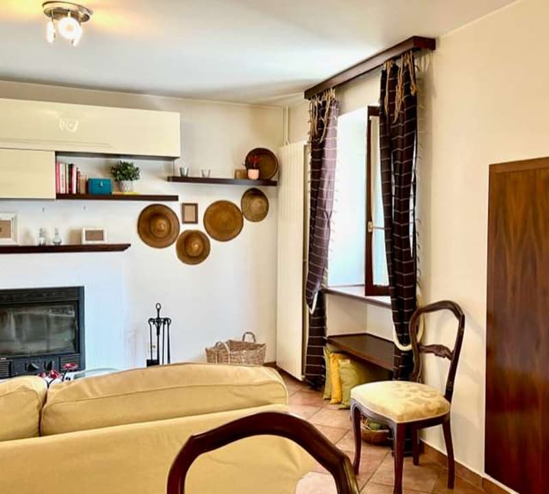 Belle maison tessinoise de 2,5 pièces dans le vieux bourg (2)