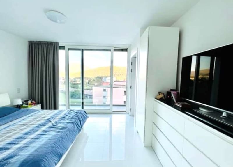 Villetta schiera nuova con roof top e giardino privato (12)