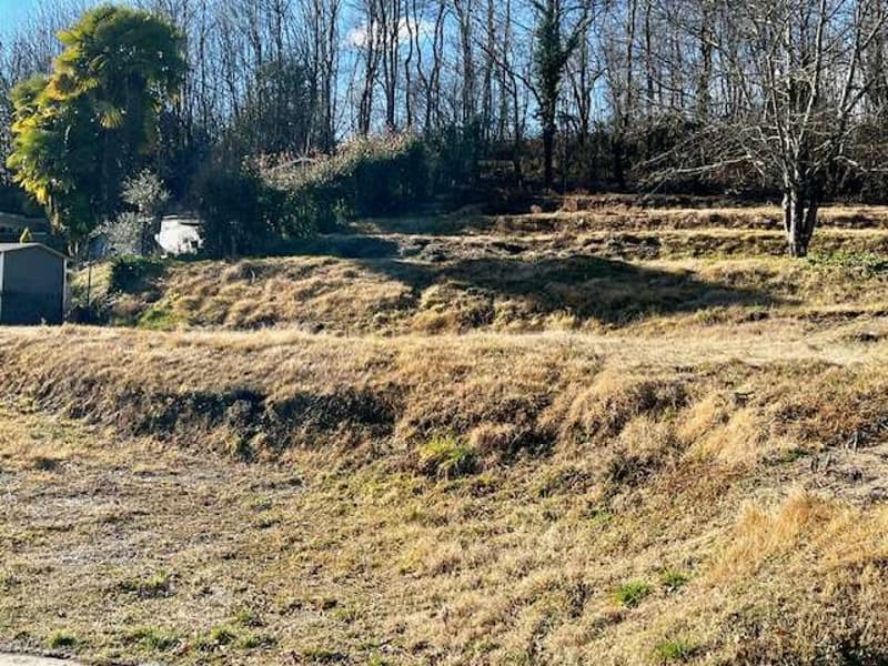 Terrain constructible avec licence (2)
