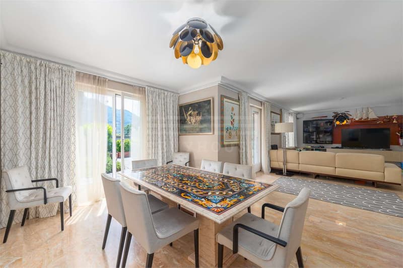 Villa rinnovata in stile mediterraneo con piscina (10)