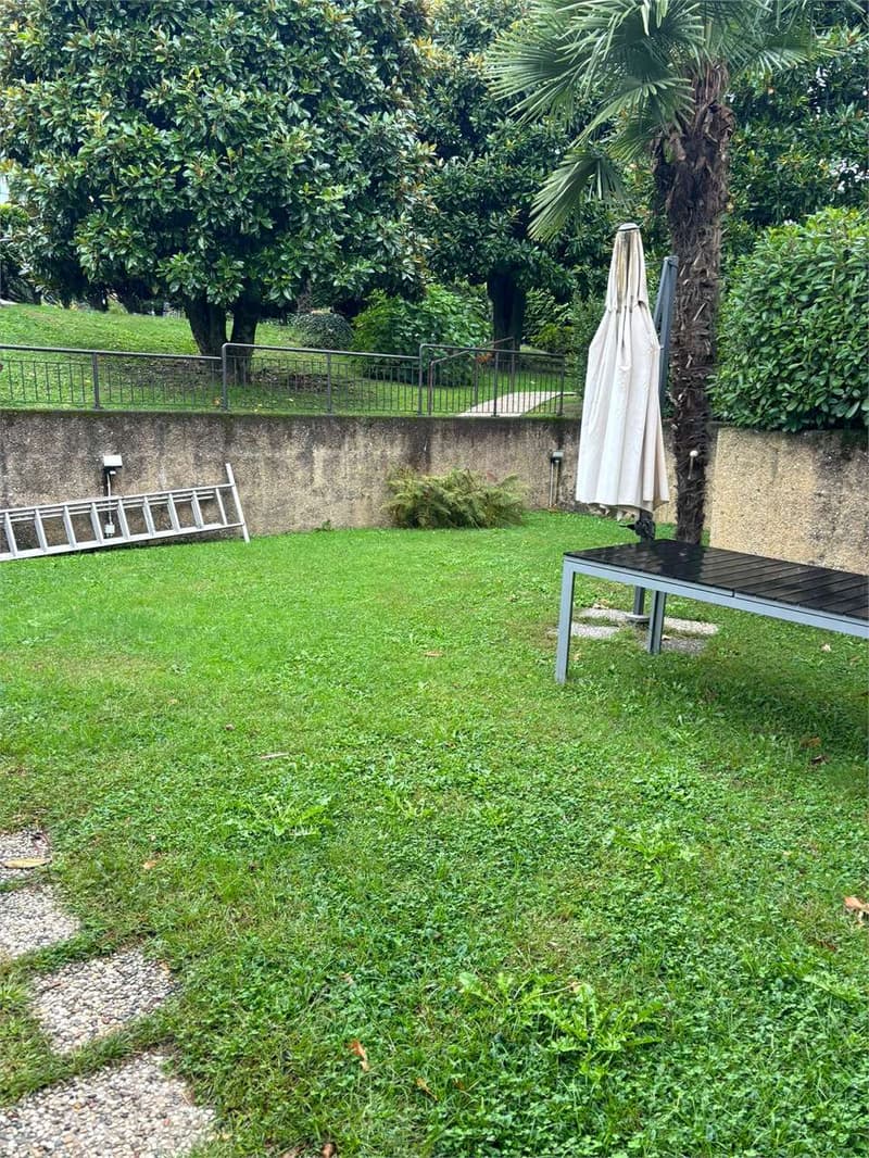 2,5 locaux à louer à Gentilino (6)