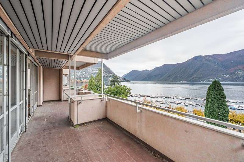 Appartement avec vue sur le lac à Lugano à rénover (1)
