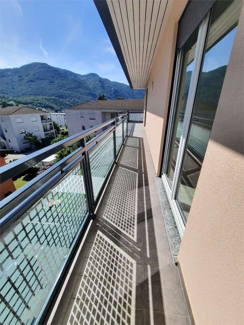 Appartement confortable avec services au dernier étage (2)