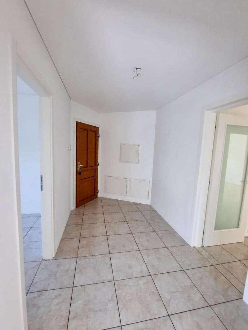 Appartement confortable avec services au dernier étage (10)