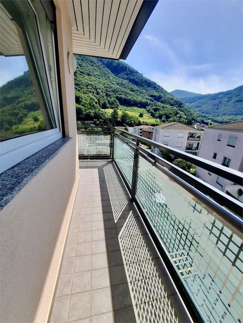 Appartement confortable avec services au dernier étage (11)