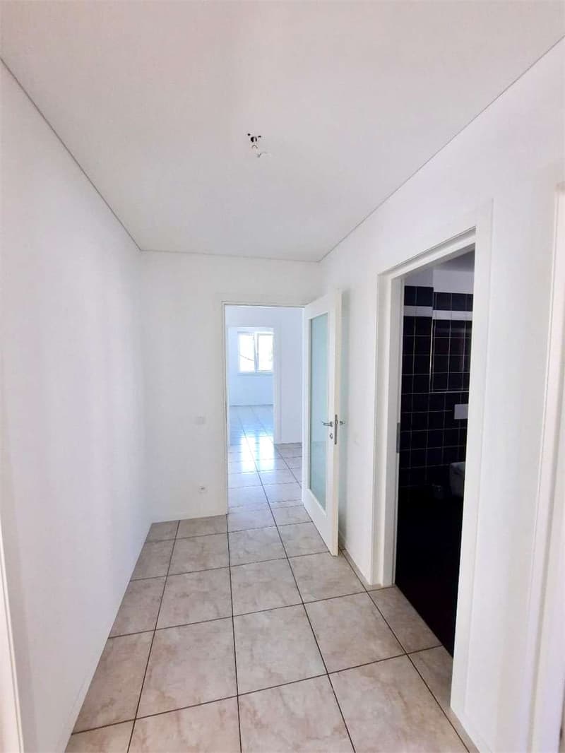 Appartement confortable avec services au dernier étage (8)