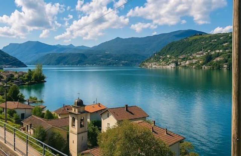 Villa moderne avec piscine et vue lac à couper le souffle (1)