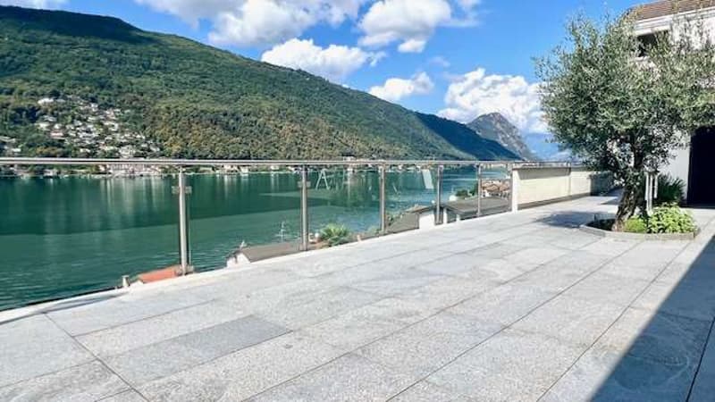 Villa moderna con piscina vista lago mozzafiato (13)