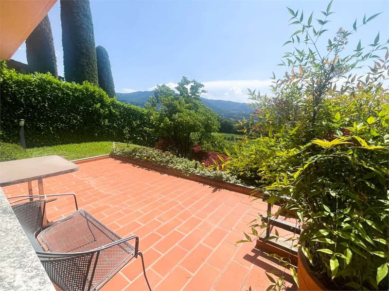 Exklusives Landhaus in Besazio mit Nebengebäude, Pool und Panoramablick (6)