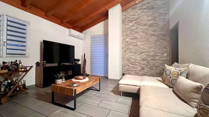 Appartamento mansardato con terrazza e vista aperta (7)