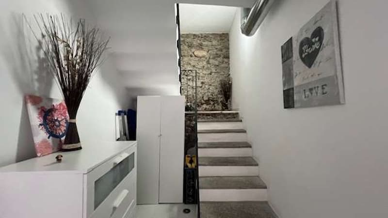 Morcote historic palazzina renovated and furnished as an investment (3)