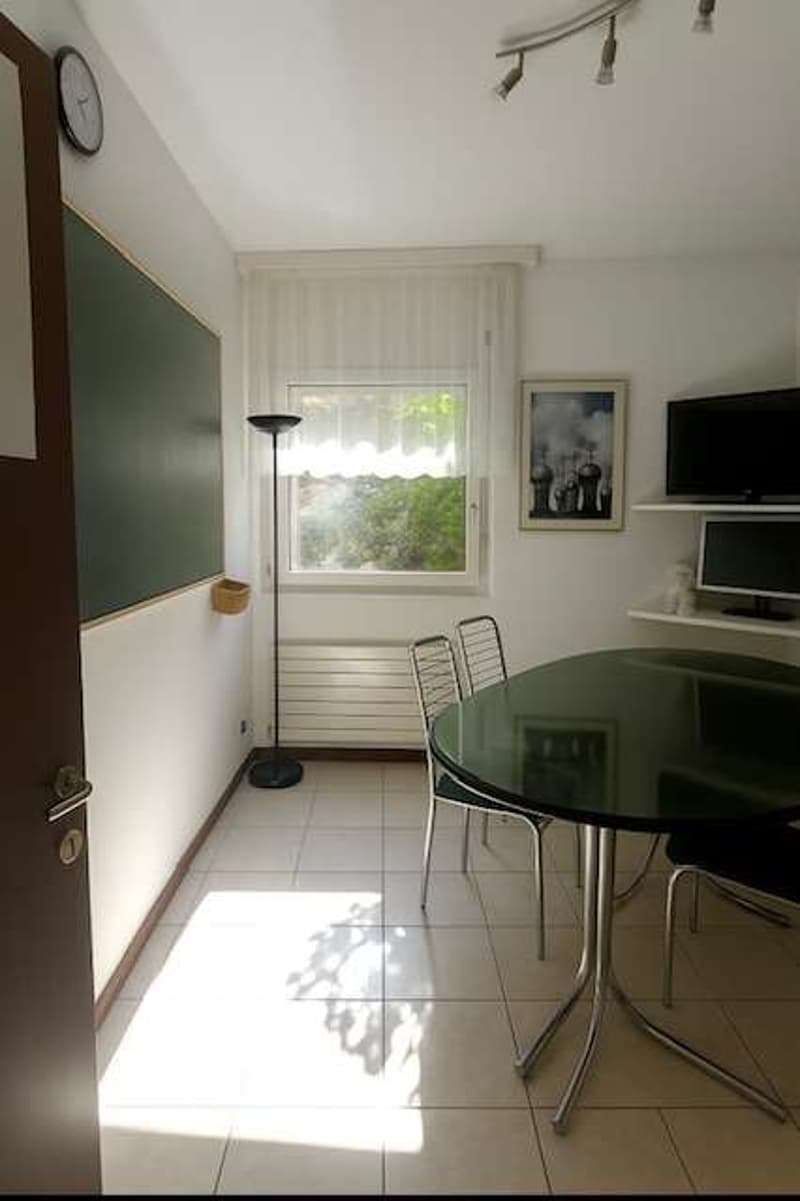Ufficio di prestigio con giardino e terrazza in elegante residenza ad (4)