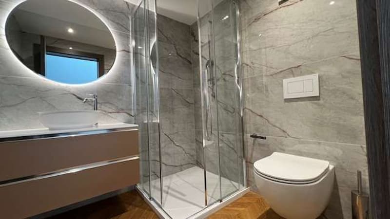 Exclusive Luxury Duplex for Rent in the Heart of Via Nassa - Lugano (8)