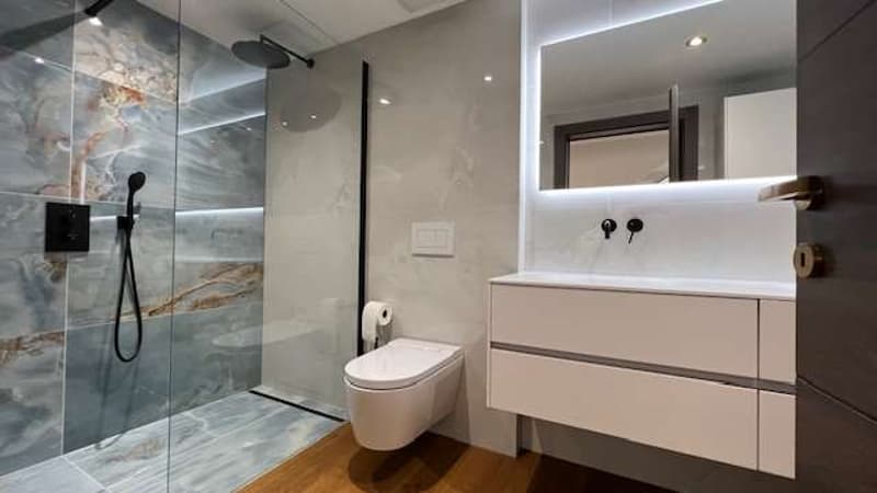 Exclusive Luxury Duplex for Rent in the Heart of Via Nassa - Lugano (11)