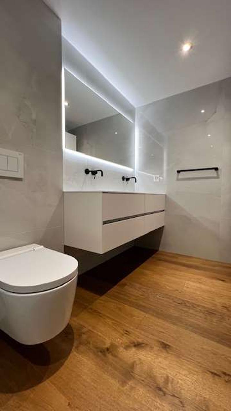 Exclusive Luxury Duplex for Rent in the Heart of Via Nassa - Lugano (6)