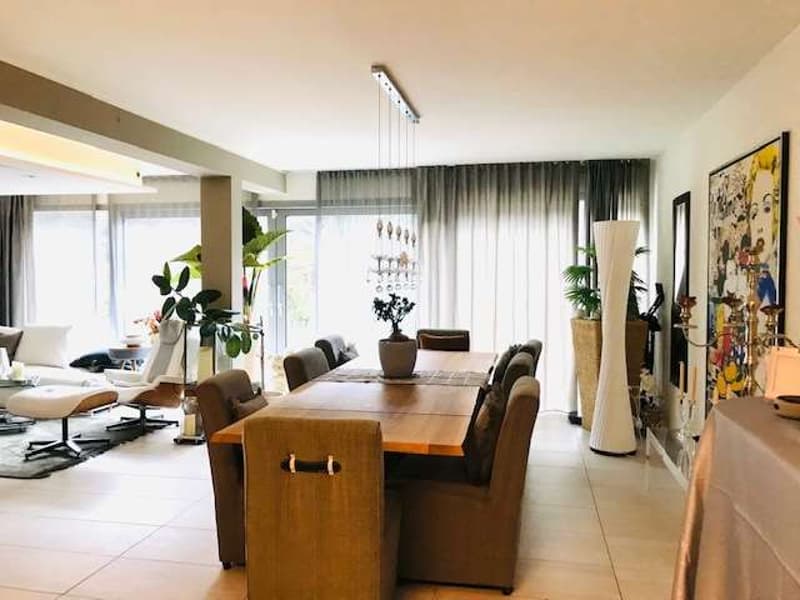 High-standard attic with panoramic terrace and swimming pool (4)