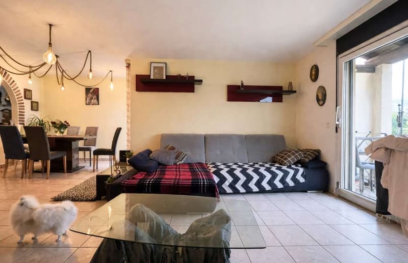 Villa unifamiliale avec jardin privé (3)