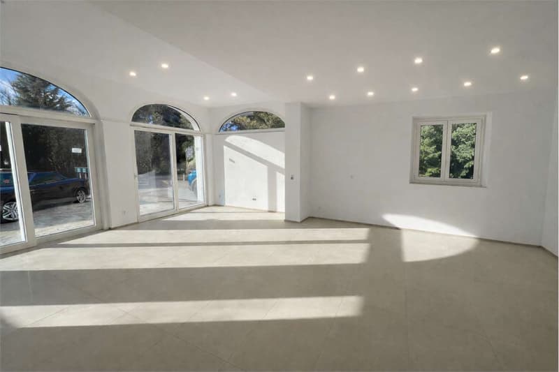 Luminoso appartamento in prima locazione con giardino e patio (3)