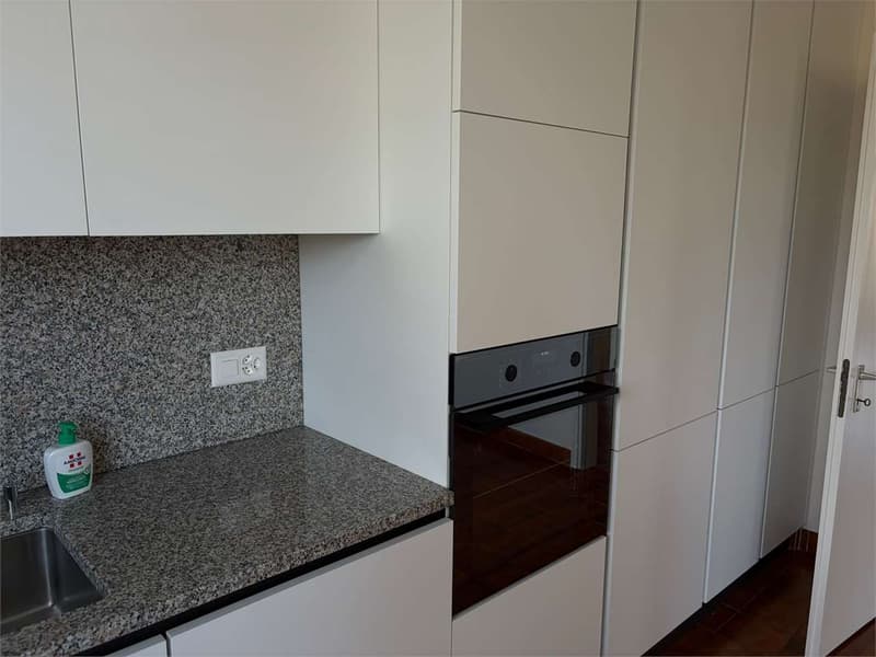 Bel appartement 5,5 pièces avec terrasse à Gentilino (10)