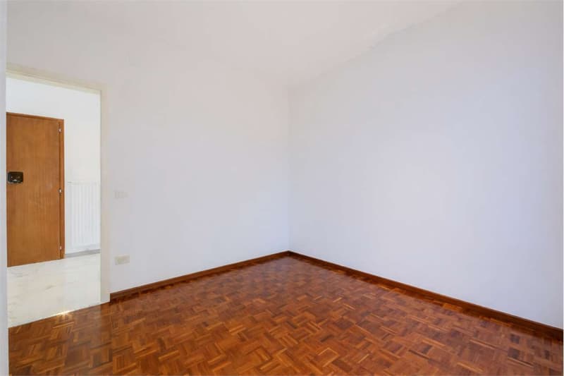 Splendido appartamento con terrazzo e vista lago ad Aldesago, Lugano (6)