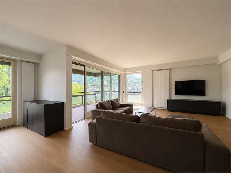 Elegant residence with lake view - 4.5 prestigious rooms in Lugano (2)
