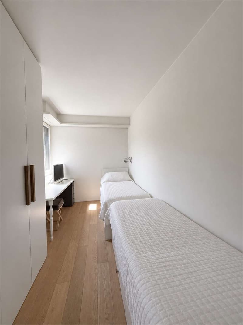 Elegant residence with lake view - 4.5 prestigious rooms in Lugano (11)