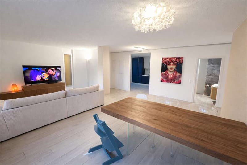 Semi-detached apartment surrounded by greenery, just a few steps from the center (2)