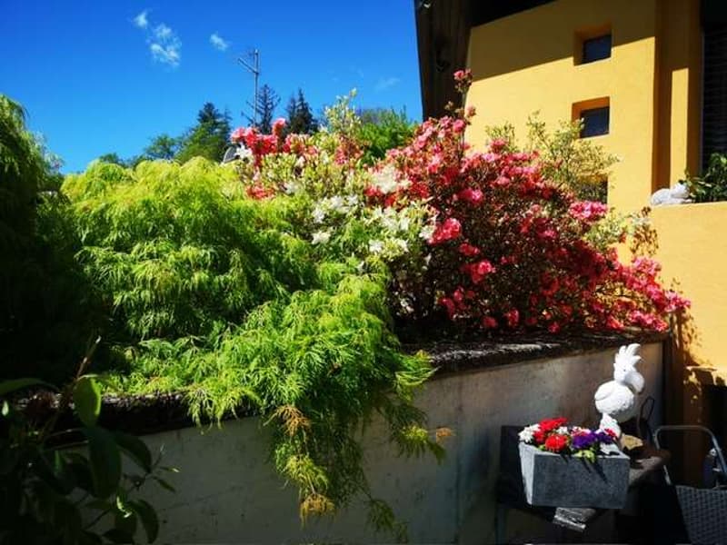 Exklusive Villa mit Pool und Garten im Herzen von Pura (11)