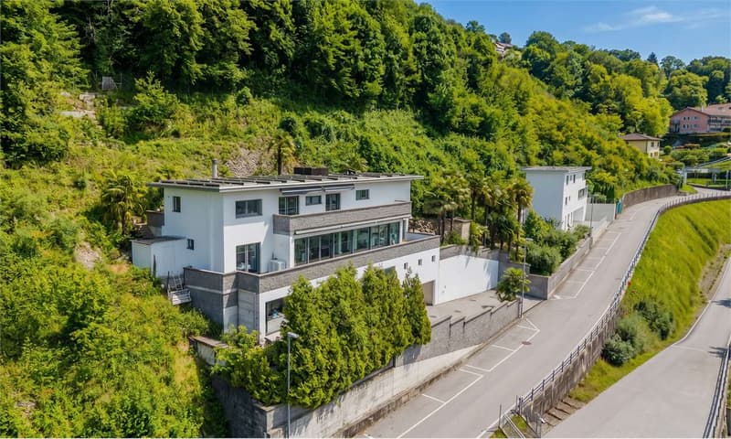 Villa moderne à quelques minutes du centre de Lugano (2)