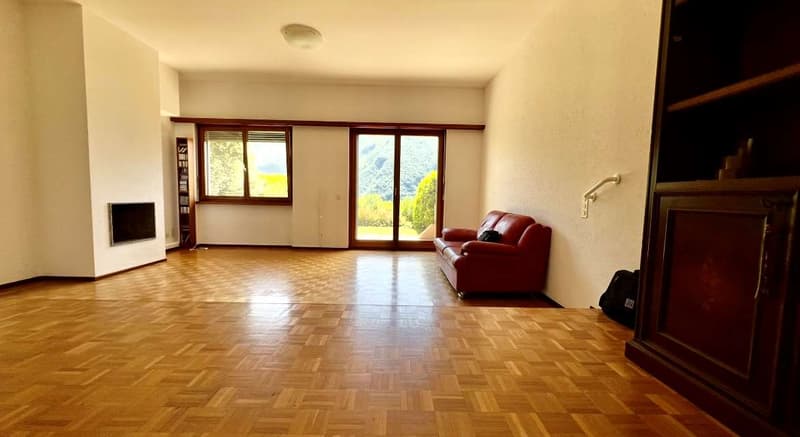 Villetta a schiera vista lago con giardino privato (10)