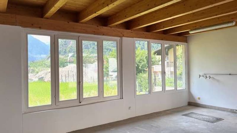 Geräumiger und anpassbarer Lagerplatz in Biasca (3)