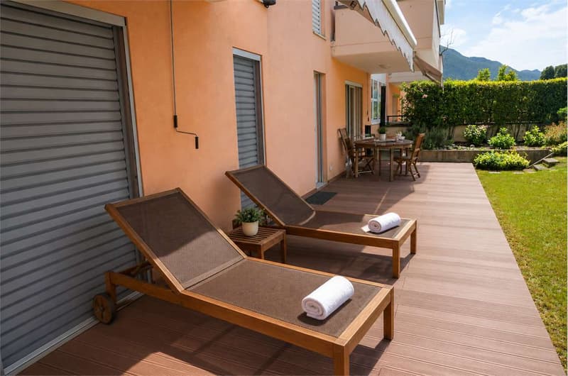 Esclusivo duplex di 4.5 locali con giardino privato e spettacolare vis (2)