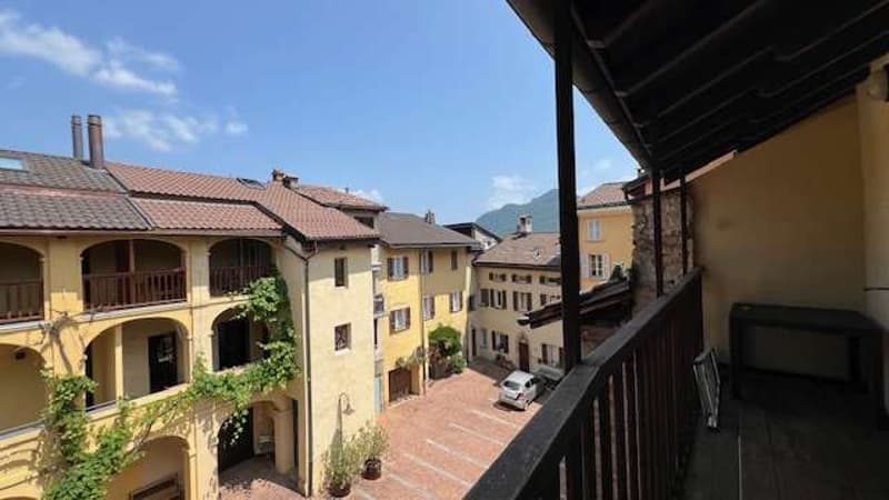 Exclusive fully renovated semi-detached house (13)
