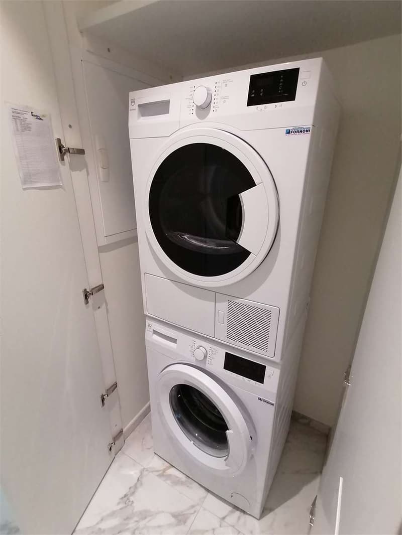 Appartamento di lusso di 2,5 locali immerso nel verde a Sorengo (8)