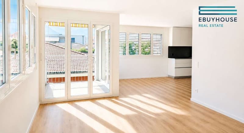 Appartamento elegante con ampia zona giorno e terrazza (2)