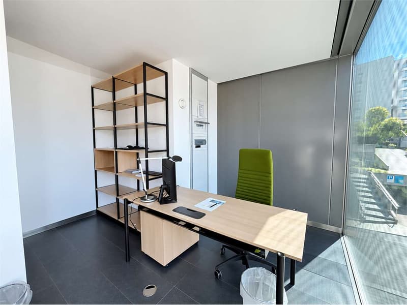 Ufficio privato in spazio professionale condiviso (3)