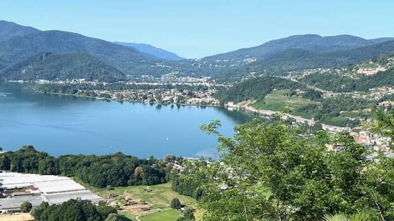 Lugano Muzzano Villa con vista lago mozzafiato piscina e bella terrazz (1)