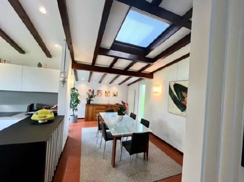 Elegante villa con giardino privato nel cuore di Collina d'Oro (9)