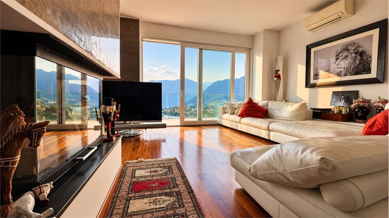 Attico panoramico a Muzzano - Eleganza, privacy e vista (2)