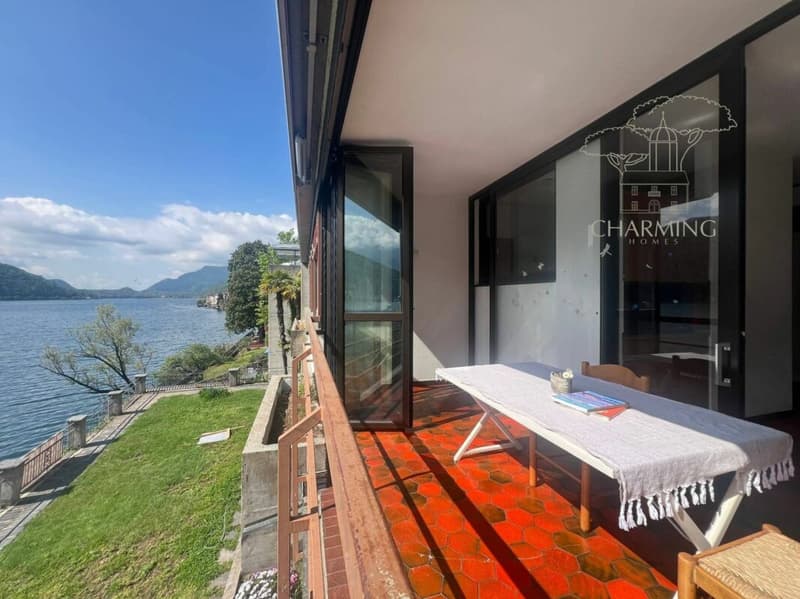 Villa Fronte Lago con Darsena Privata a Morcote (7)