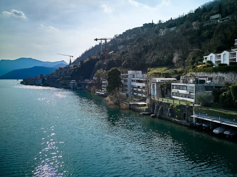 Villa Fronte Lago con Darsena Privata a Morcote (11)